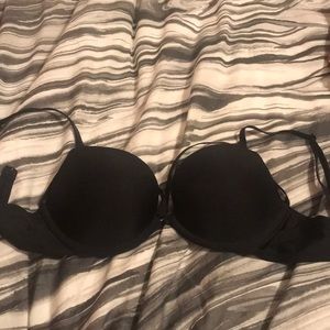 Victoria’s Secret push up bra
